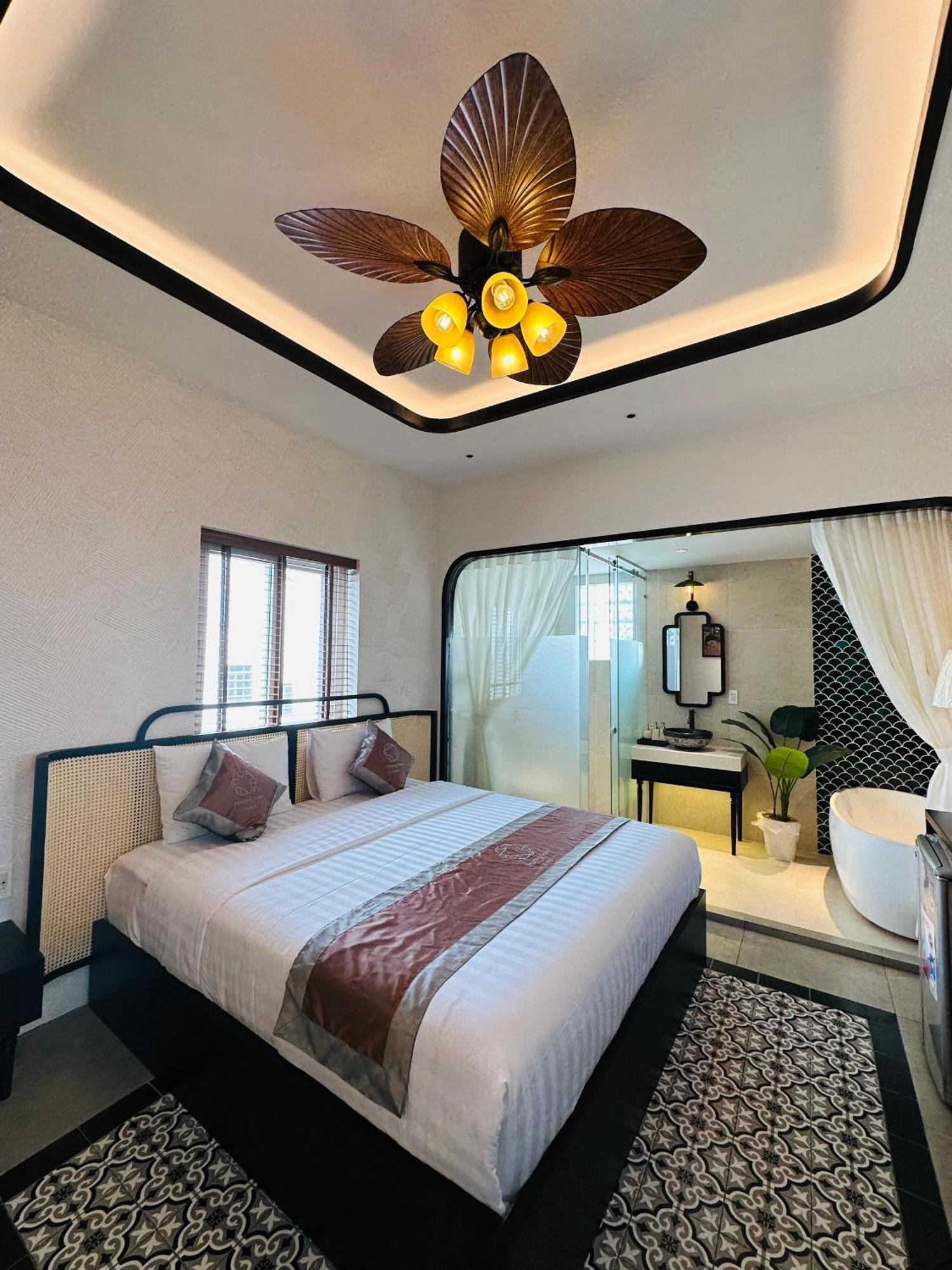 Phuong Nam Hotel An Giang Long Xuyên Exteriör bild