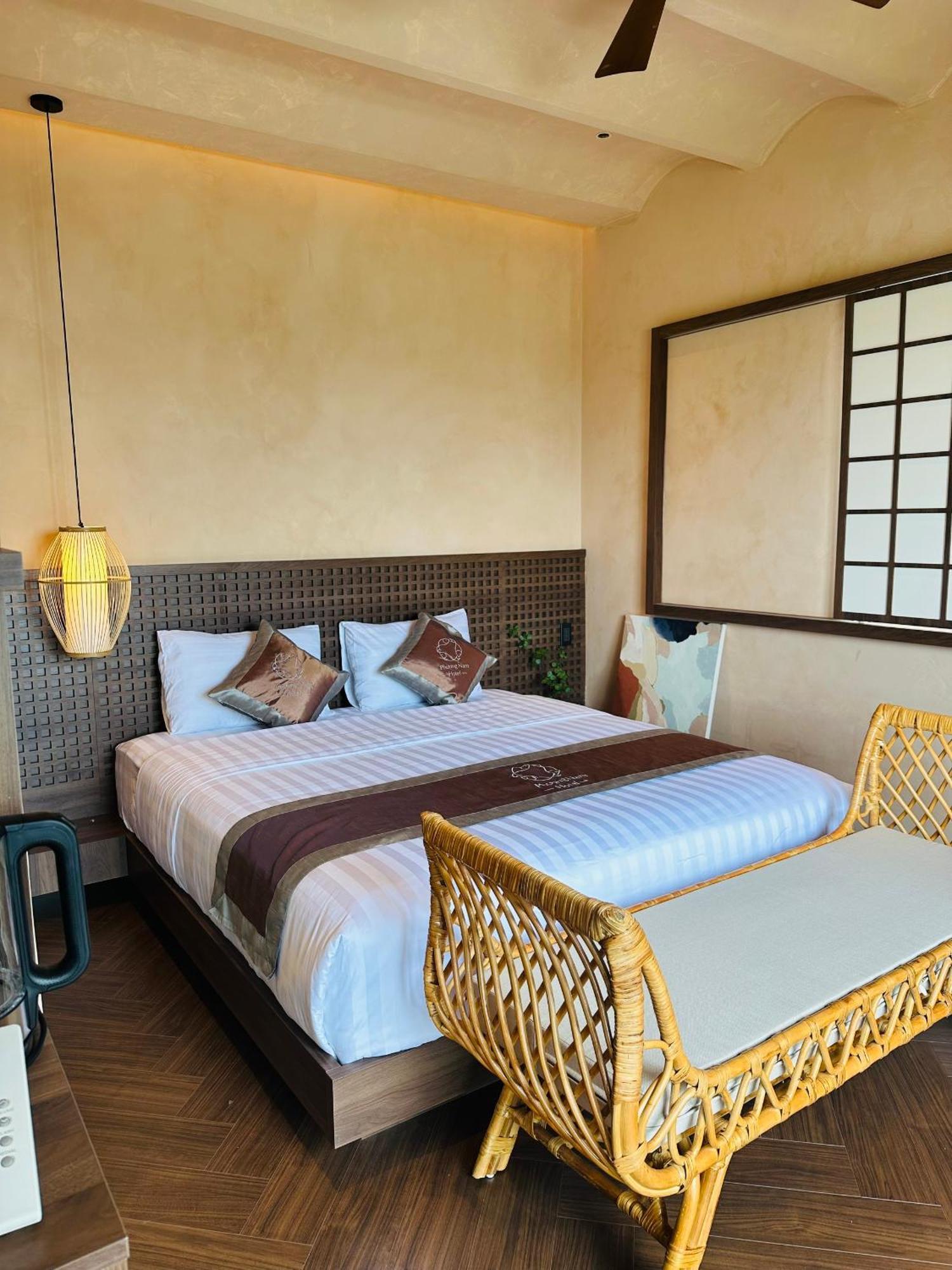 Phuong Nam Hotel An Giang Long Xuyên Exteriör bild